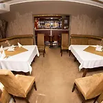 Hotel Olecki 3*
