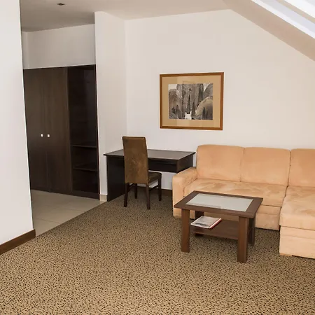 Olecki 3* Oświęcim